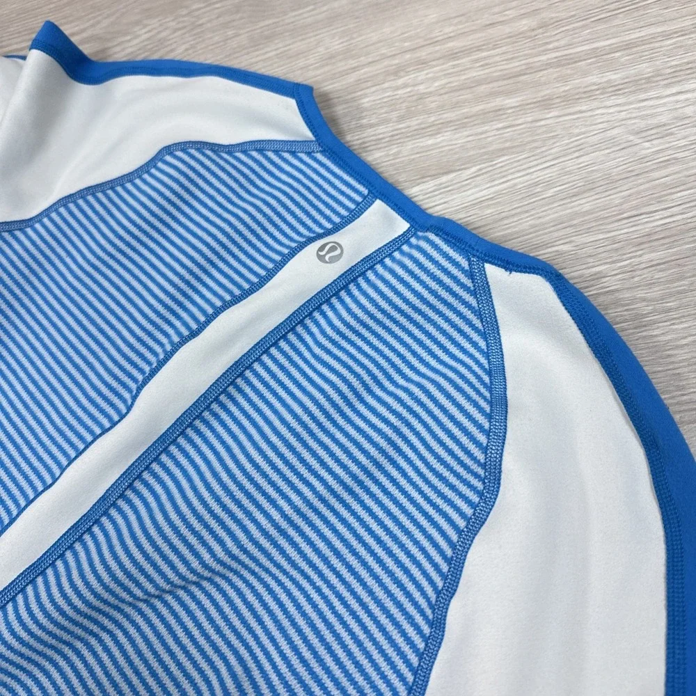 Lululemon Runder Under Striped Reversible Blue Long Sleeve Women's Size S Shirt